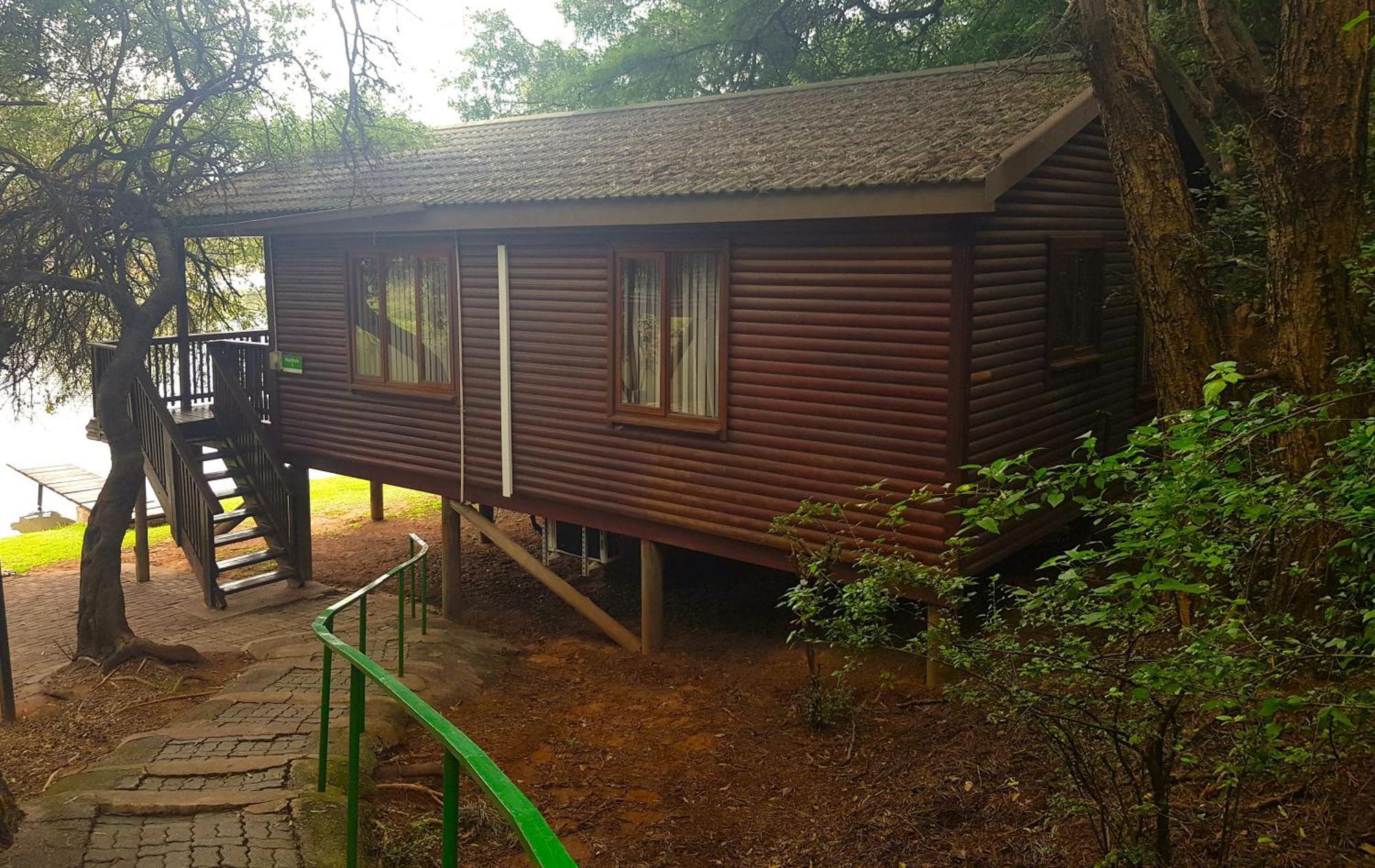 Hotel Atkv Klein-Kariba Bela-Bela Esterno foto