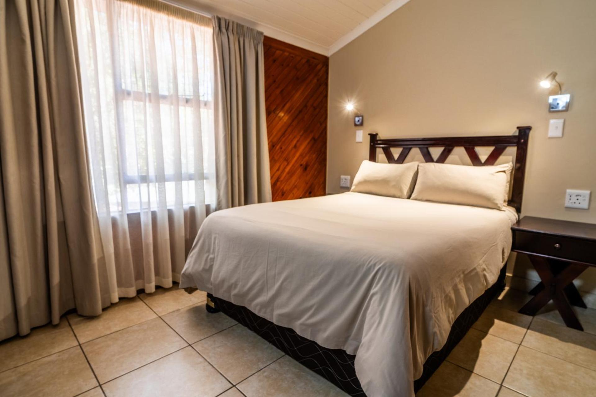 Hotel Atkv Klein-Kariba Bela-Bela Esterno foto
