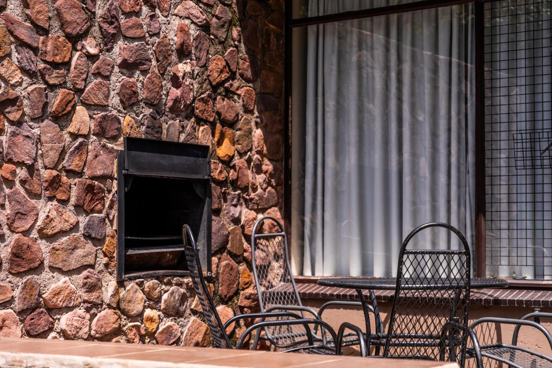 Hotel Atkv Klein-Kariba Bela-Bela Esterno foto