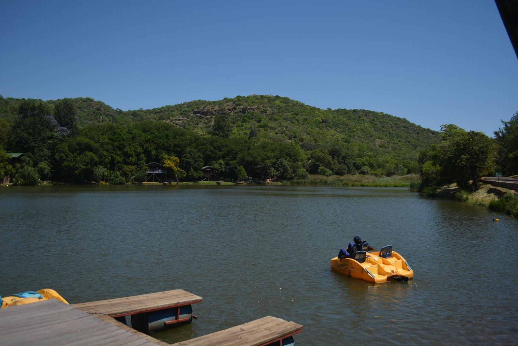 Hotel Atkv Klein-Kariba Bela-Bela Esterno foto